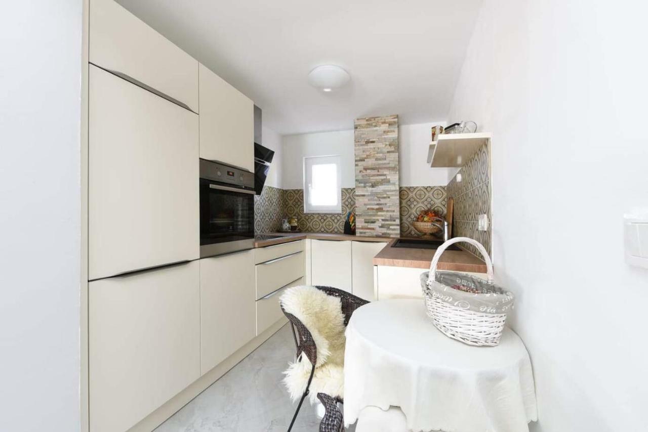 Dana Zadar Apartment Екстериор снимка